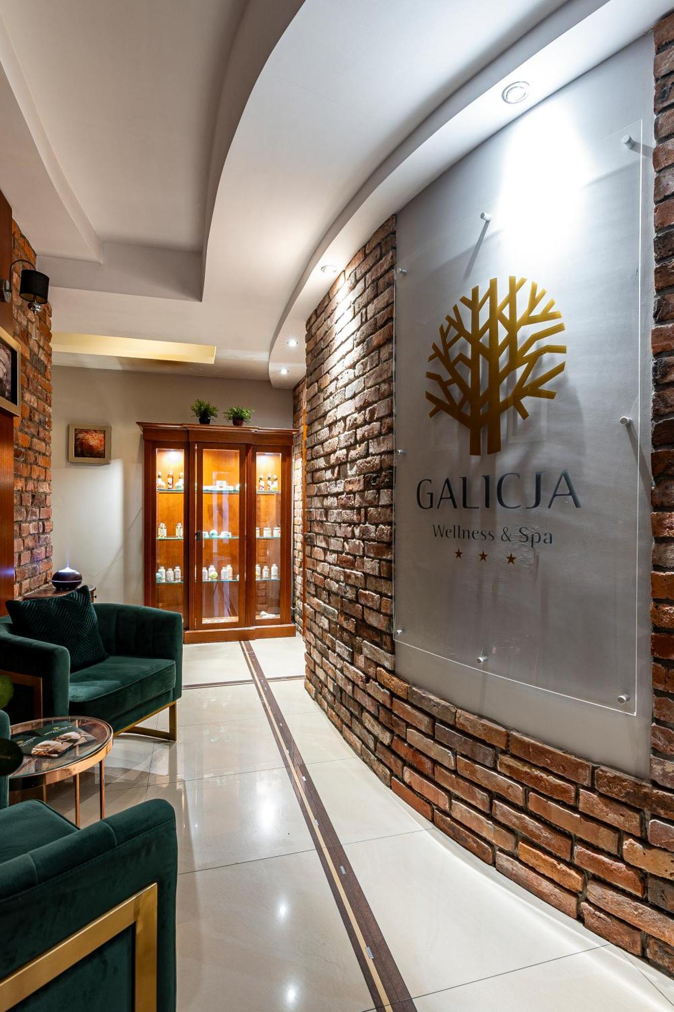 Hotel Galicja Superior Wellness & Spa Oswiecim Dış mekan fotoğraf